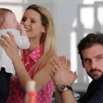Michelle Hunziker, coccole con Sole