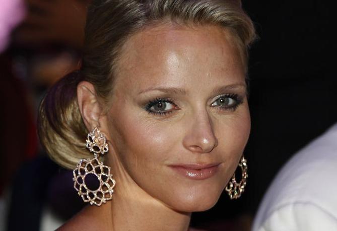 Il Principe di Monaco presto papà? I rumors dicono di sì: Charlene è incinta!