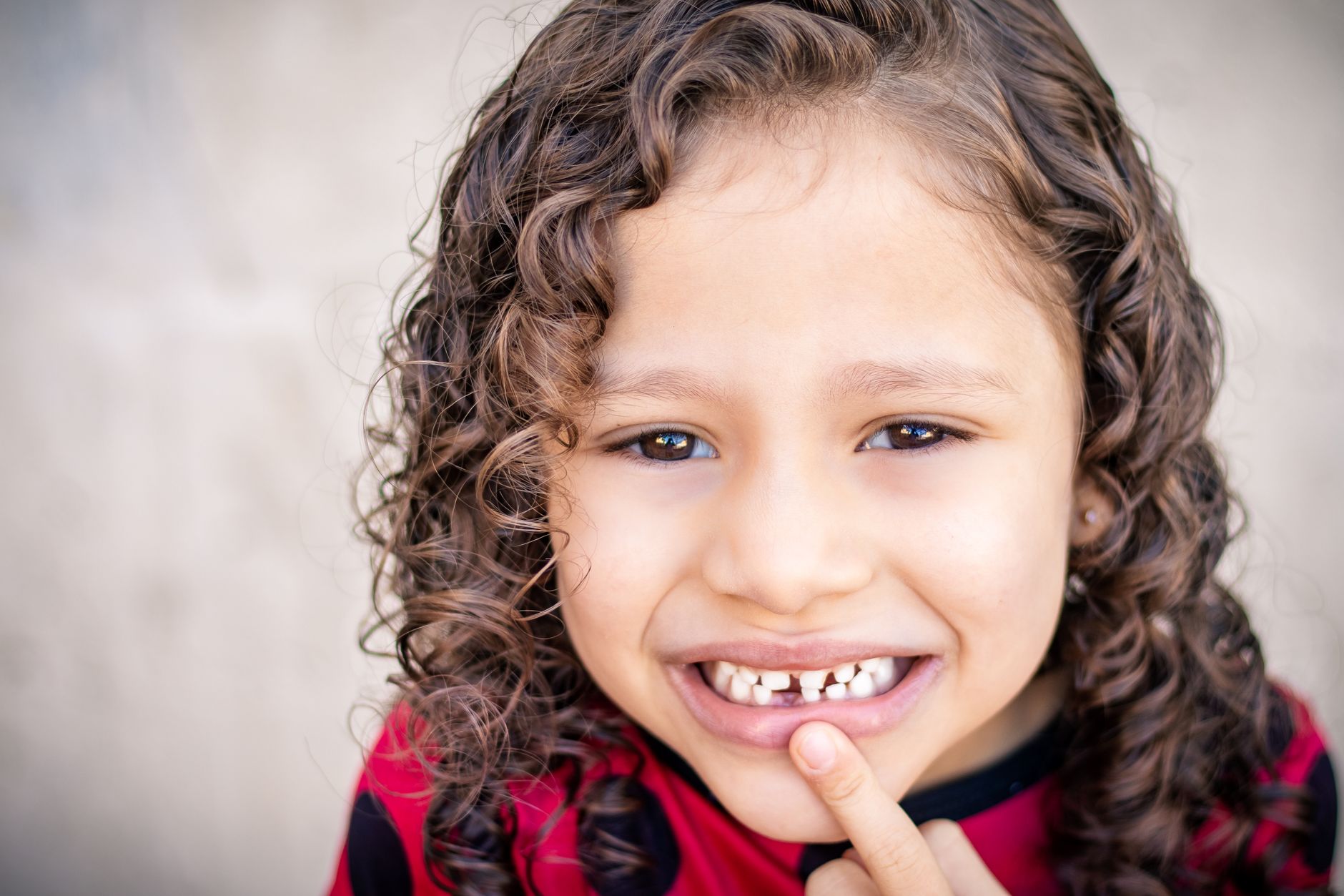 Caduta denti da latte: ordine, tempi e cosa fare