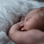 Sonnolenza nei neonati: normale o no?