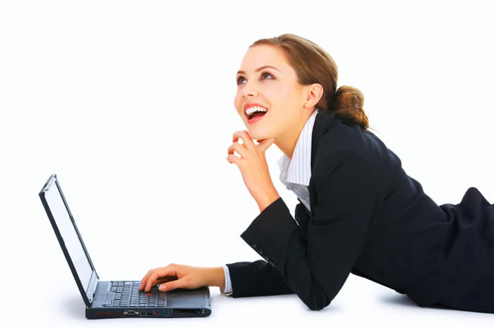 Tornare al lavoro dopo il parto. Cosa chiedono le neo mamme al mondo del lavoro?