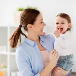 Come alleviare il dolore della dentizione: crescita denti nei bambini