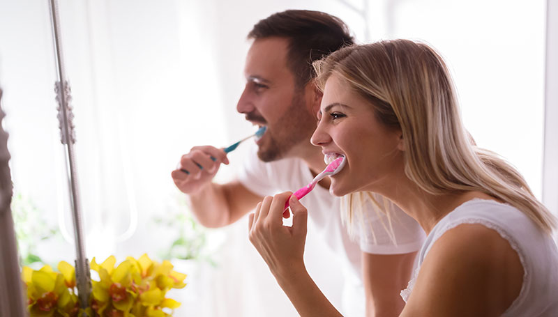 Come avere denti bianchi e splendenti