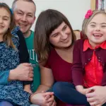 Viola è Down, Nigella no: la storia di due gemelle speciali