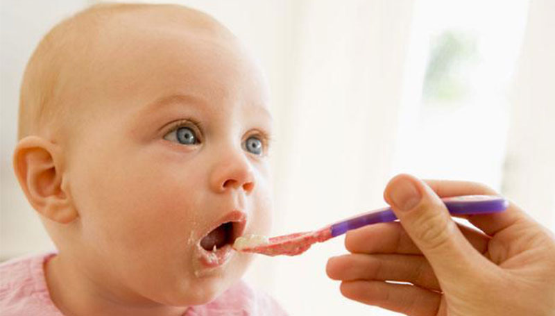 Svezzamento cosa introduciamo e quando fino ai 12 mesi