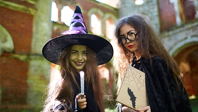 Il costume da streghetta per Halloween