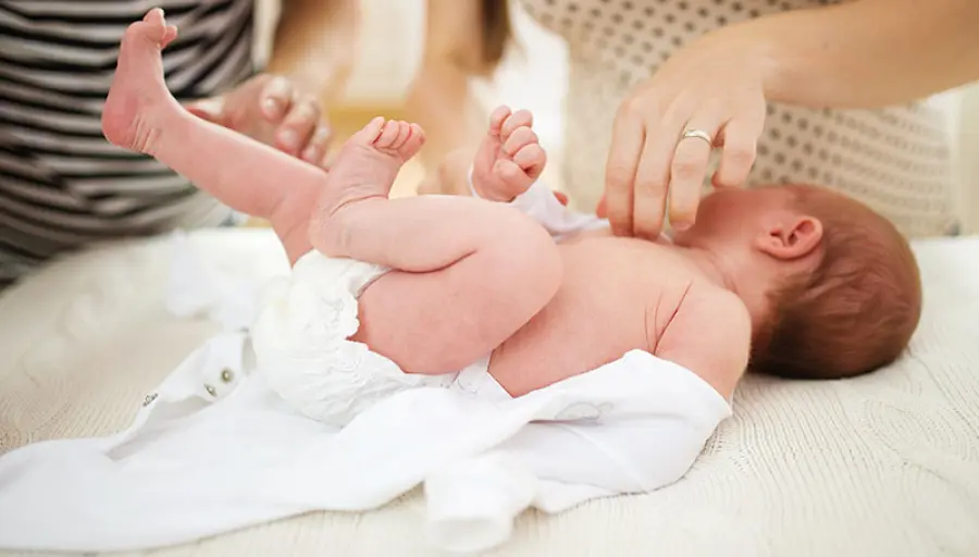 Coliche e stitichezza: il massaggio 