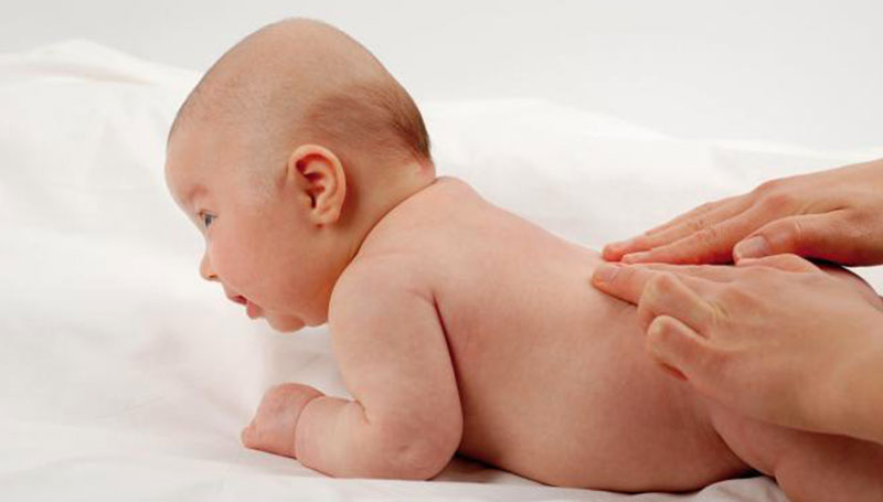 Massaggio al bebè: qualche link