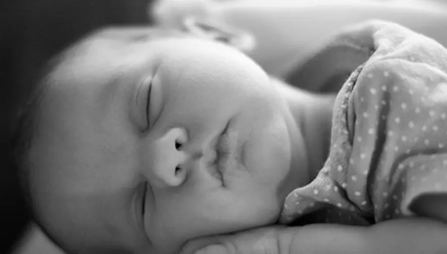 Allattare per sconfiggere la SIDS