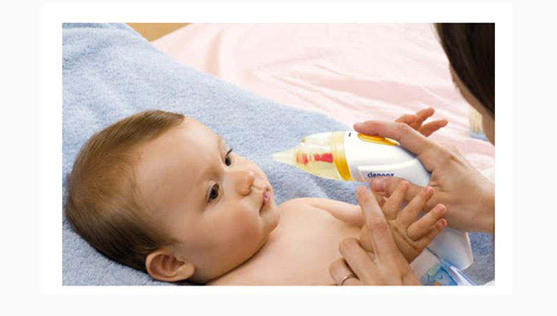 Naso chiuso? Ecco come pulire il naso ad un neonato