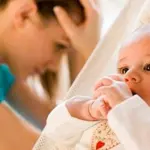 Disturbi alimentari, abusi sessuali, taglio cesareo e carriera: alcune delle cause della depressione post parto