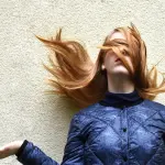 Perdita capelli, cosa succede con le donne