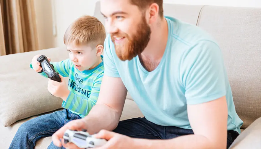 Troppe ore davanti al pc? Si rischiano danni alla schiena