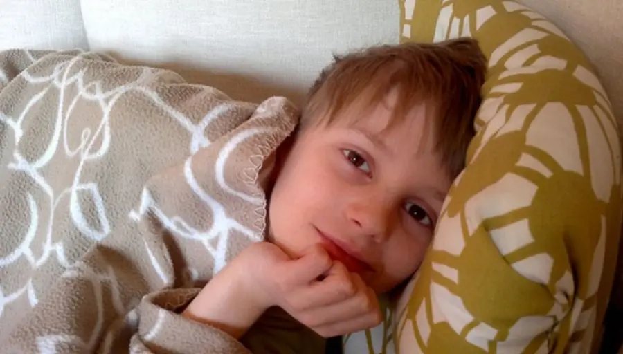 Bambini con l’influenza: come comportarsi?