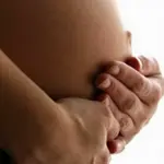 Diagnosi prenatale: no ad amniocentesi e villocentesi a tappeto
