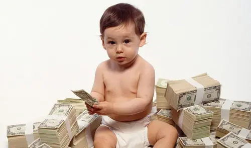 Voucher aiuto alle madri lavoratrici fino a 1800 euro