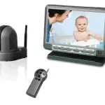 Hacker spia bimba di 10 mesi dalla videocamera wireless
