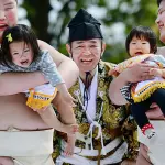 Festa della Mamma: tutte le credenze legate alla maternità nel mondo