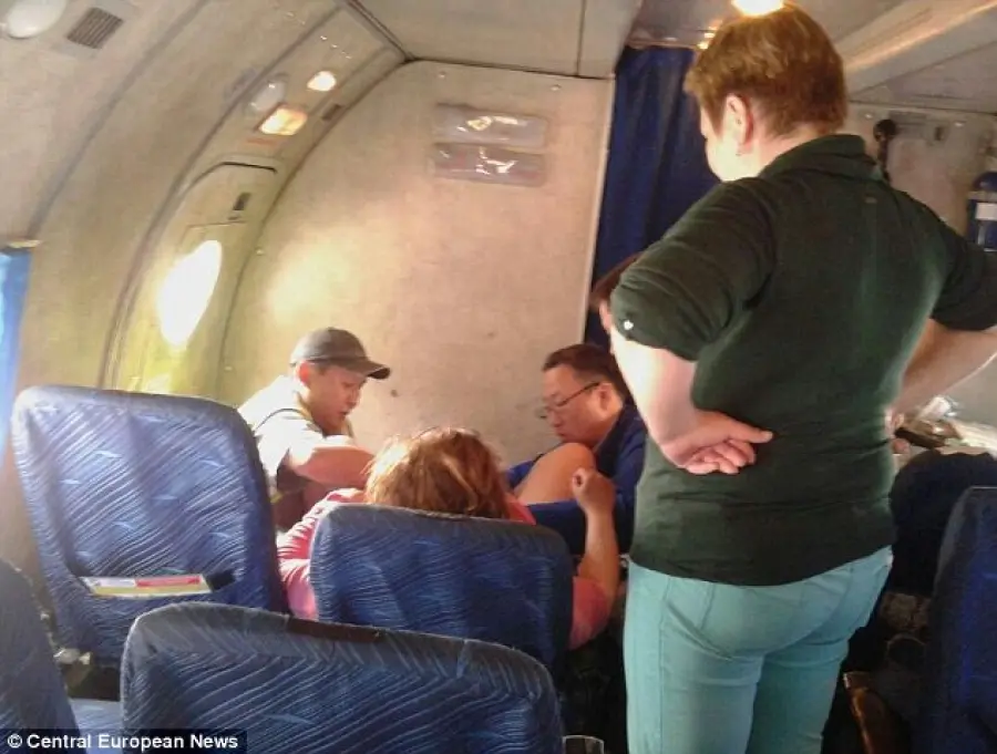 Parto ad alta quota: donna da alla luce due gemelle…in volo!