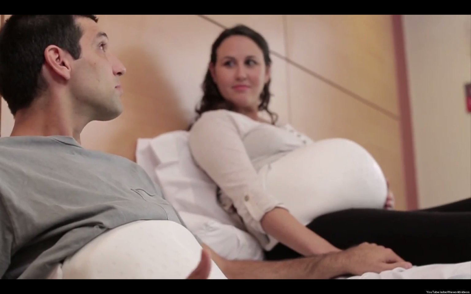 Papà: una cintura per sentire i calci del proprio bambino