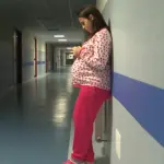 Incinta a 10 anni, non è un caso di violenza