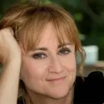 “Mamma più di cuore che di utero”: Luciana Littizzetto racconta la sua esperienza di mamma affidataria